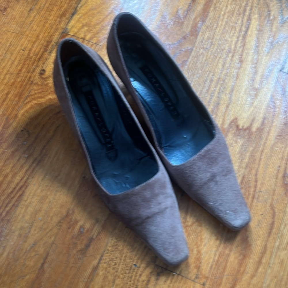 Pura Lopez kitten heels - Picture 3 of 8